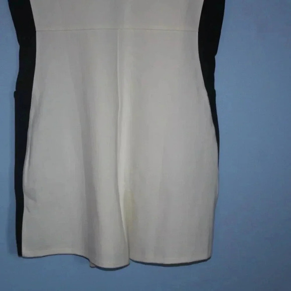 Bad Birdie Caddy Romper with Zip Front and Pockets Size Medium NWT - Picture 12 of 16